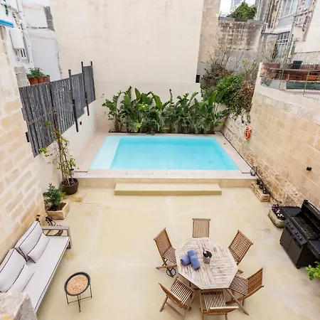 Ultimate Luxury Experience In Beautiful By 360 Estates Рабат