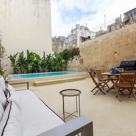 Ultimate Luxury Experience In Beautiful By 360 Estates